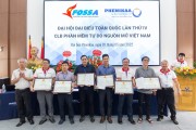 VINADES được nhận bằng khen của Hội tin học Việt Nam cho cả 2 hạng mục: tập thể và cá nhân tại Đại hội IV của VFOSSA
